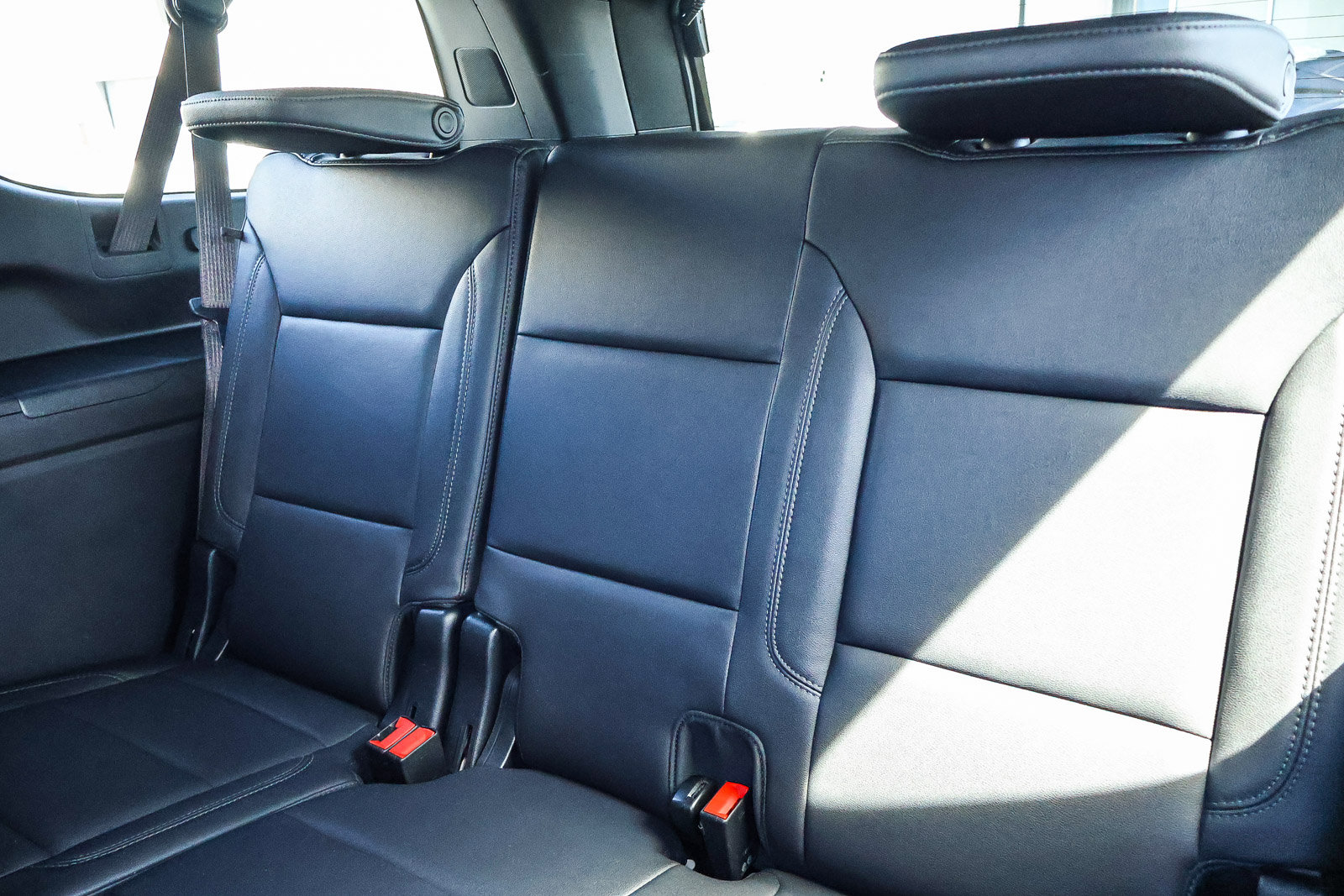 Used 2023 Chevrolet Suburban Z71 w/ Off-Road Capability Package AWD/4WD image 17