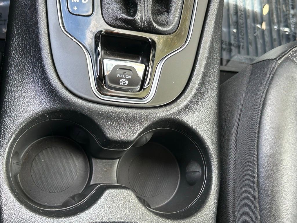 Used 2019 Jeep Cherokee Limited image 21