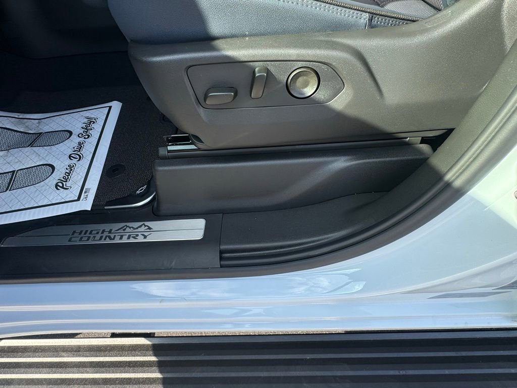 New 2026 Chevrolet Silverado 3500 High Country w/ High Country Premium Package image 20