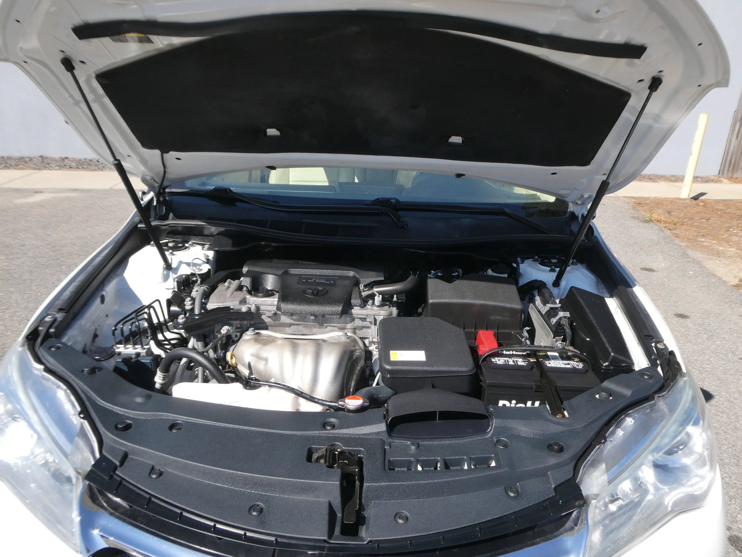 Used 2016 Toyota Camry XLE FWD image 33