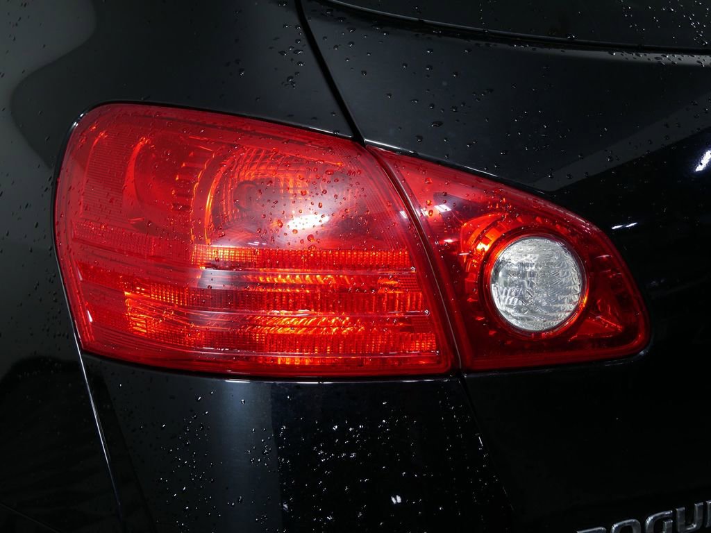 Used 2011 Nissan Rogue SV w/ SL Pkg image 10