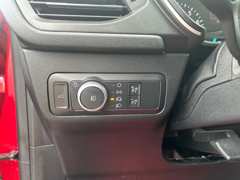 Used 2020 Ford Escape SEL FWD image 22