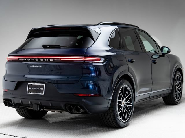 Certified 2026 Porsche Cayenne AWD/4WD image 37