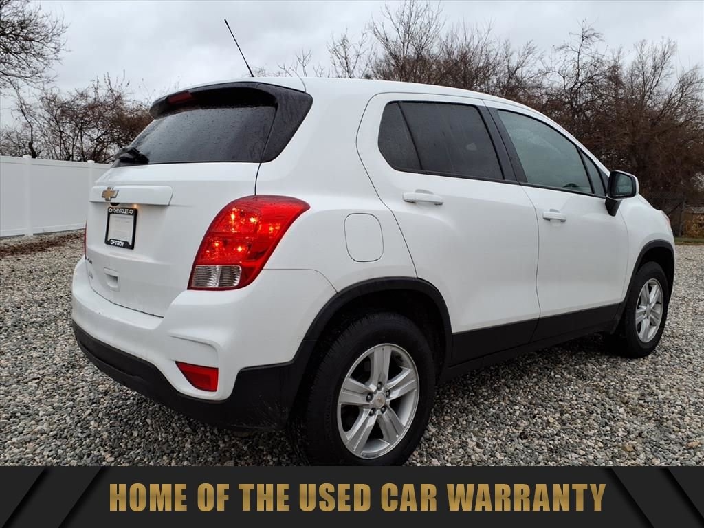 Used 2020 Chevrolet Trax LS w/ Tint and Cruise Package image 9