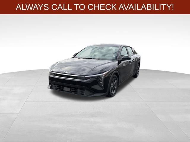Used 2025 Kia K4 LXS image 3
