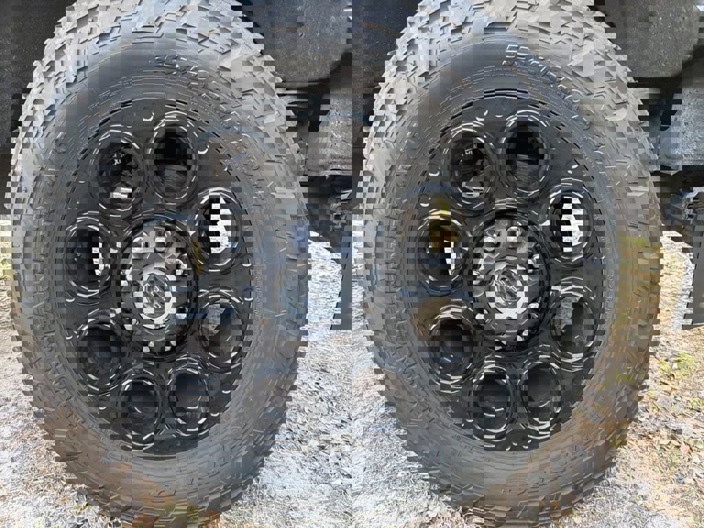 Used 2023 Ford F250 Lariat w/ Lariat Ultimate Package image 7