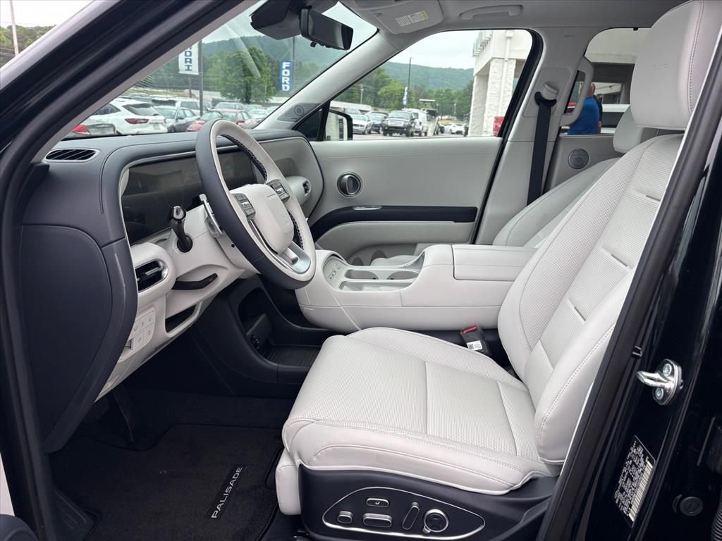 Used 2026 Hyundai Palisade Calligraphy AWD/4WD image 10