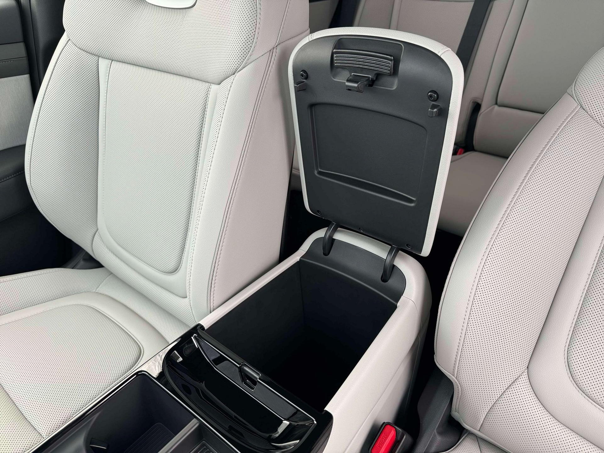 New 2026 Hyundai Tucson Limited AWD/4WD image 18