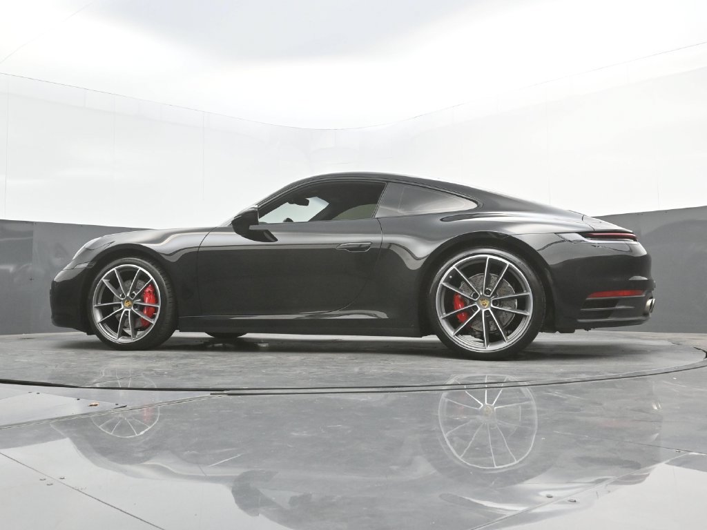 Certified 2020 Porsche 911 Carrera 4S AWD/4WD image 31