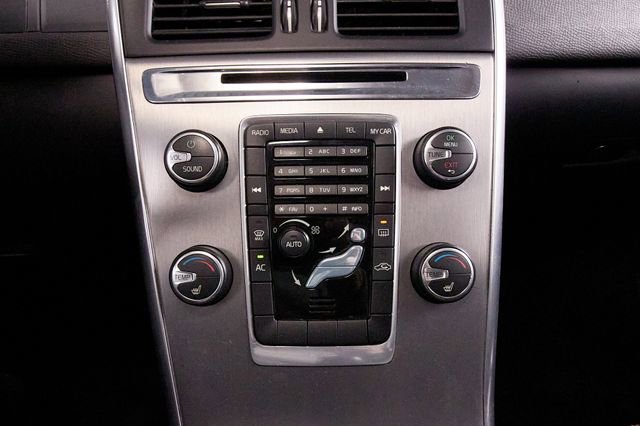 Used 2013 Volvo XC60 T6 image 14