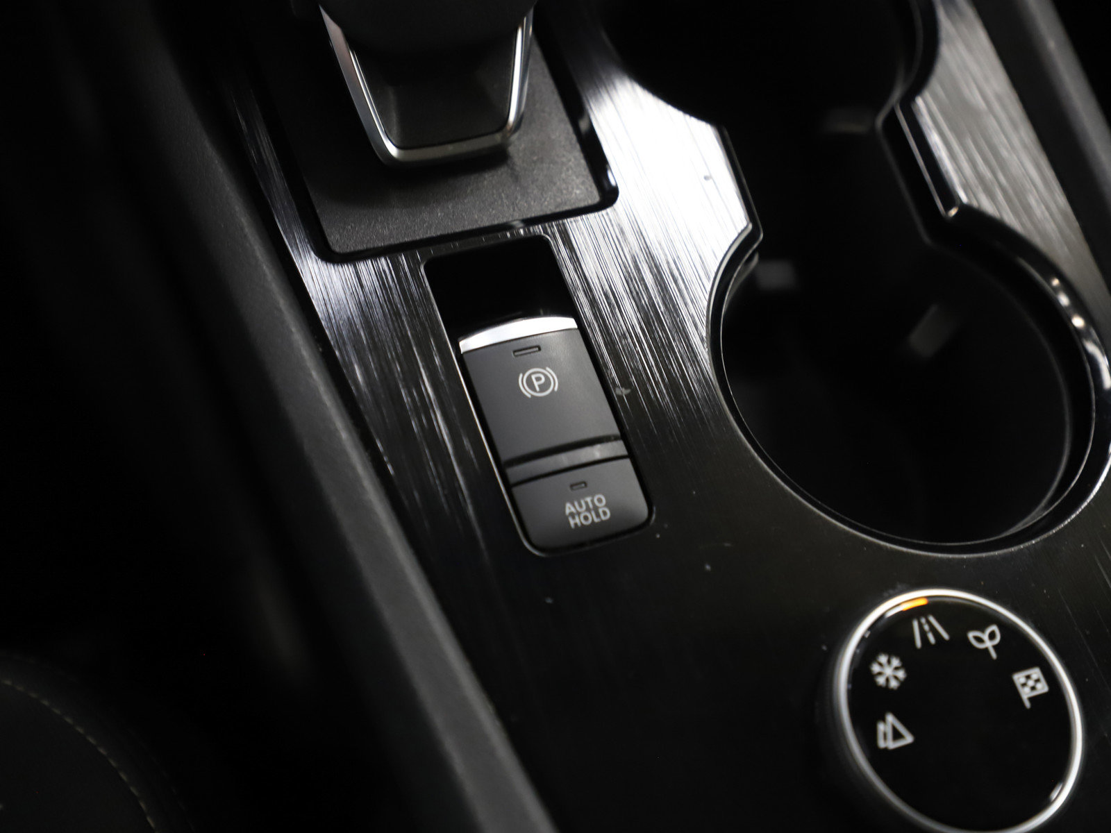 Used 2021 Nissan Rogue SV image 24