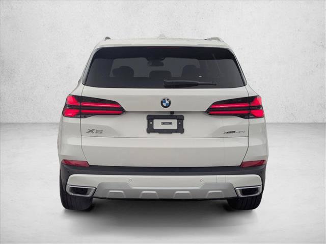 Used 2026 BMW X5 xDrive40i w/ Premium Package AWD/4WD image 8