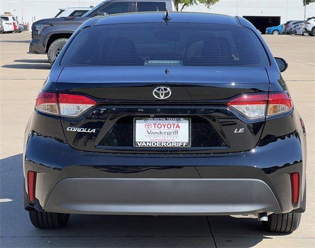 New 2026 Toyota Corolla LE FWD image 5