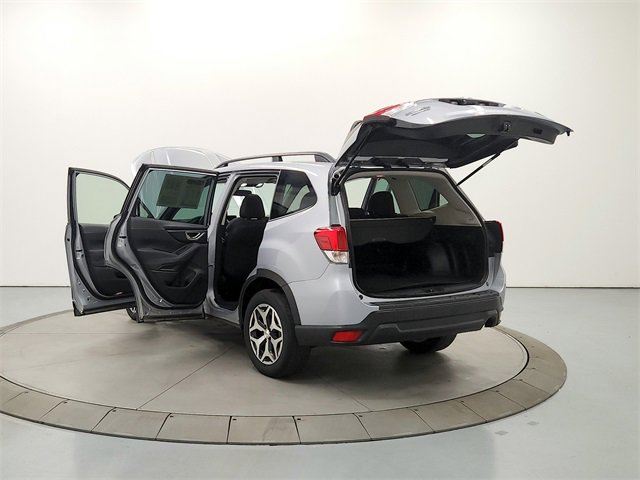 Used 2021 Subaru Forester Premium image 13