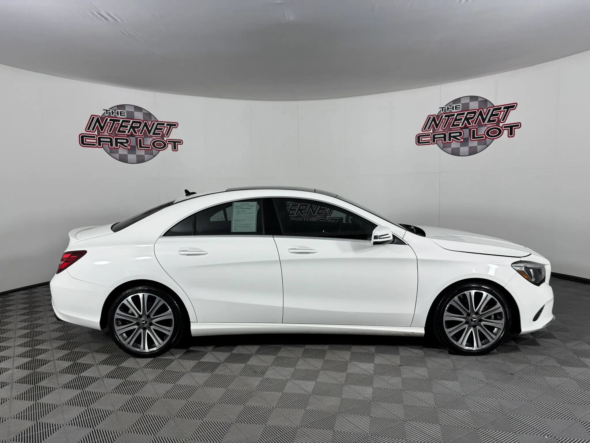 Used 2019 Mercedes-Benz CLA 250 4MATIC image 8