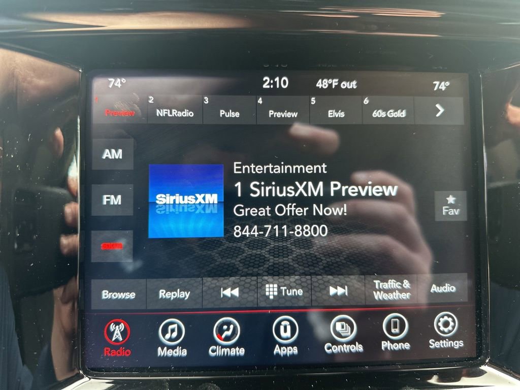 Used 2022 Dodge Durango SXT w/ Anodized Platinum Package image 26