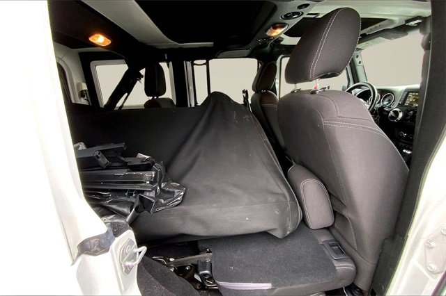 Used 2017 Jeep Wrangler Unlimited Sahara w/ Dual Top Group image 20