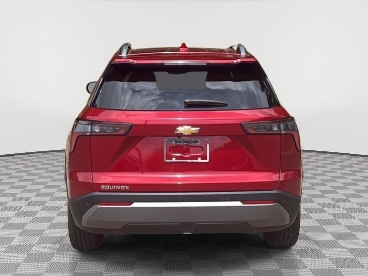 Used 2025 Chevrolet Equinox LT w/ Convenience Package II FWD image 9