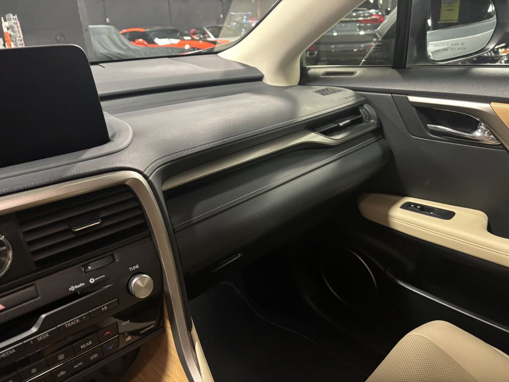 Used 2022 Lexus RX 350L FWD w/ Premium Package image 60