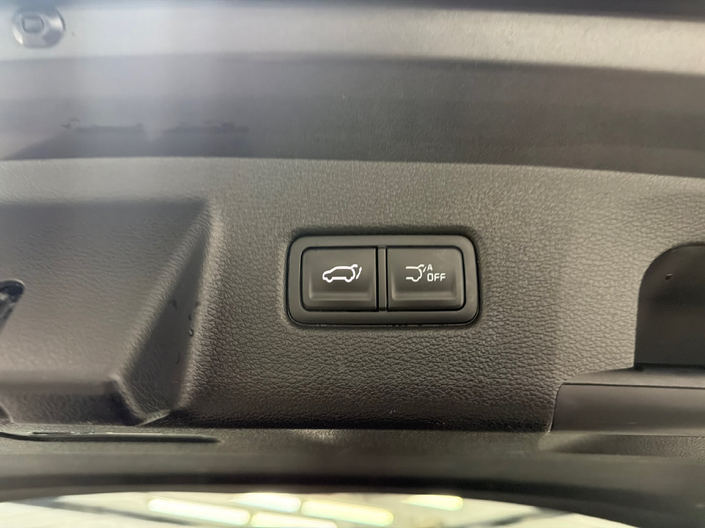 Used 2025 Kia Telluride S FWD image 19