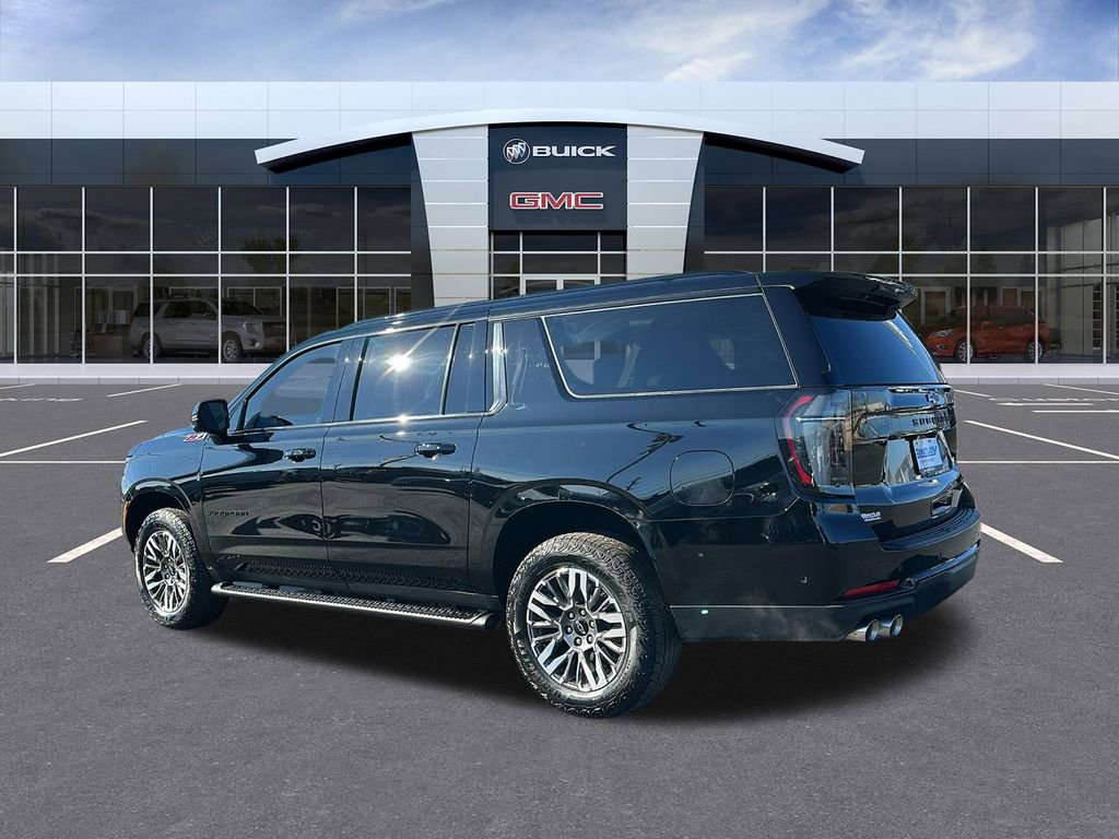 Certified 2025 Chevrolet Suburban Z71 w/ Comfort Package image 3