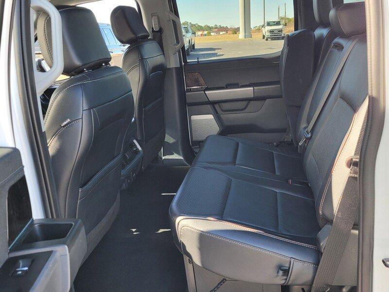 Used 2022 Ford F150 Lariat image 6