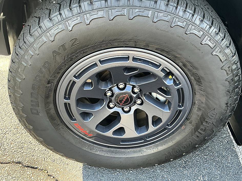 Certified 2025 Nissan Frontier PRO-4X image 7