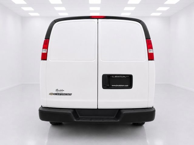 Used 2024 Chevrolet Express 2500 Extended w/ Driver Convenience Package RWD image 12