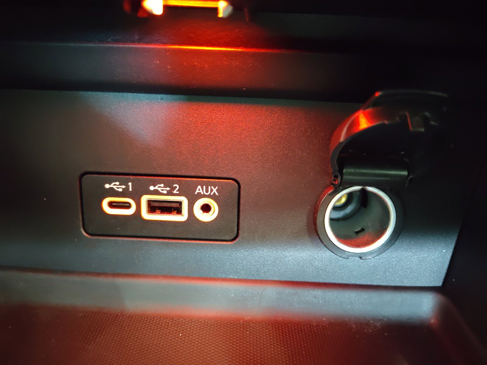 Used 2022 Nissan Sentra SV w/ SV Premium Package image 21