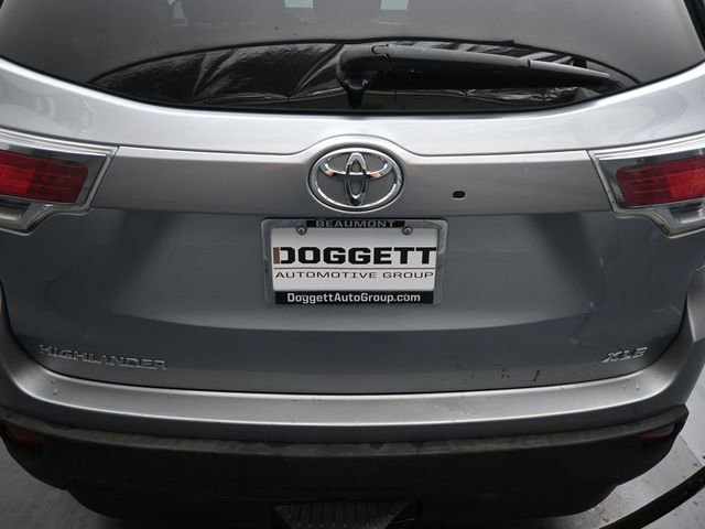 Used 2015 Toyota Highlander XLE image 14