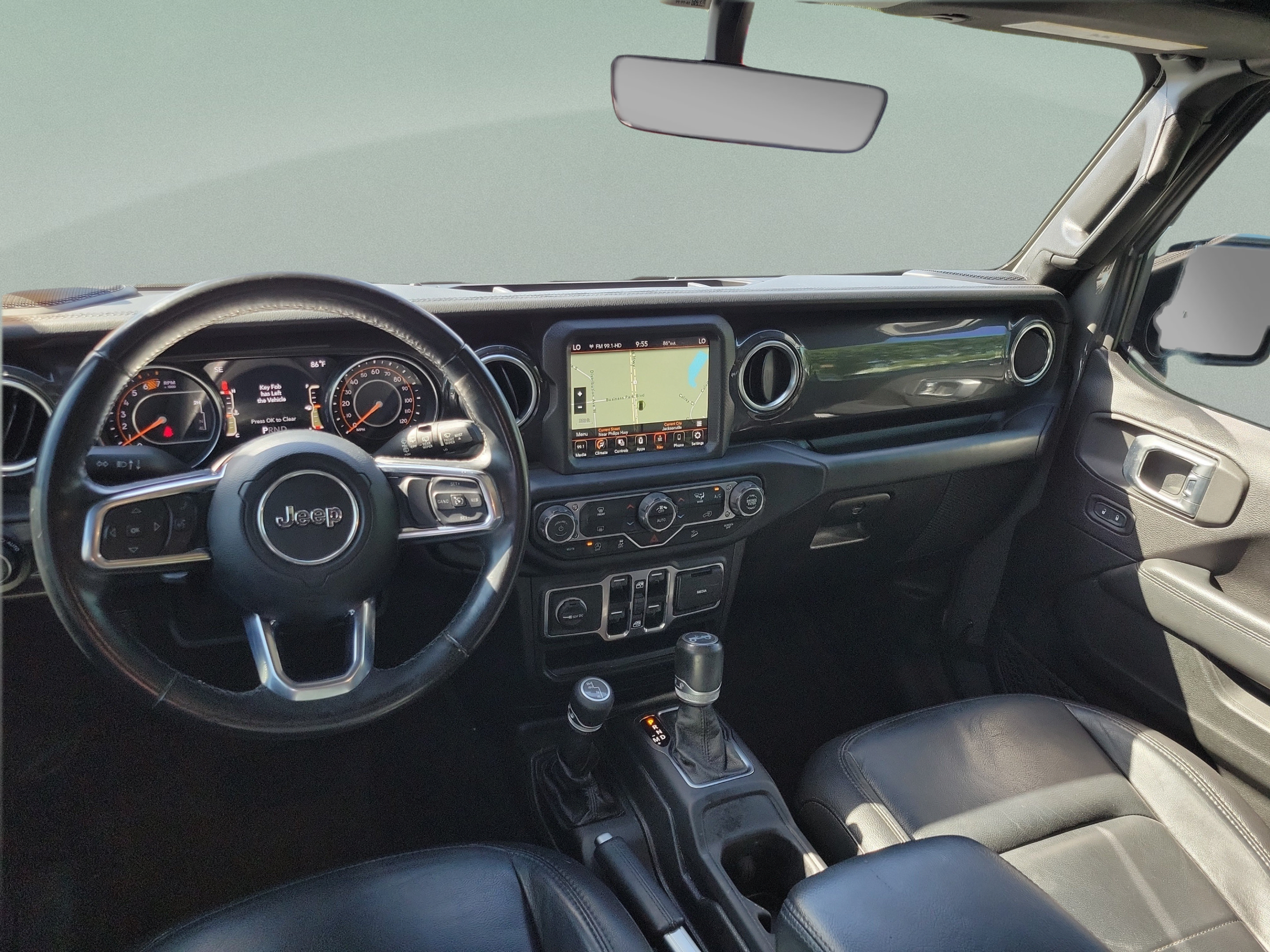 Used 2020 Jeep Wrangler Unlimited Sahara AWD/4WD image 21