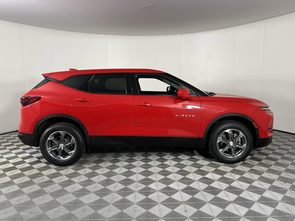 Used 2024 Chevrolet Blazer LT image 5