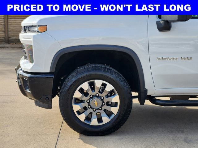 Used 2025 Chevrolet Silverado 2500 Custom w/ Custom Value Package AWD/4WD image 14