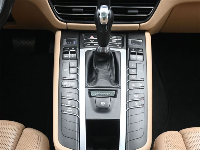 Used 2019 Porsche Macan Base image 27