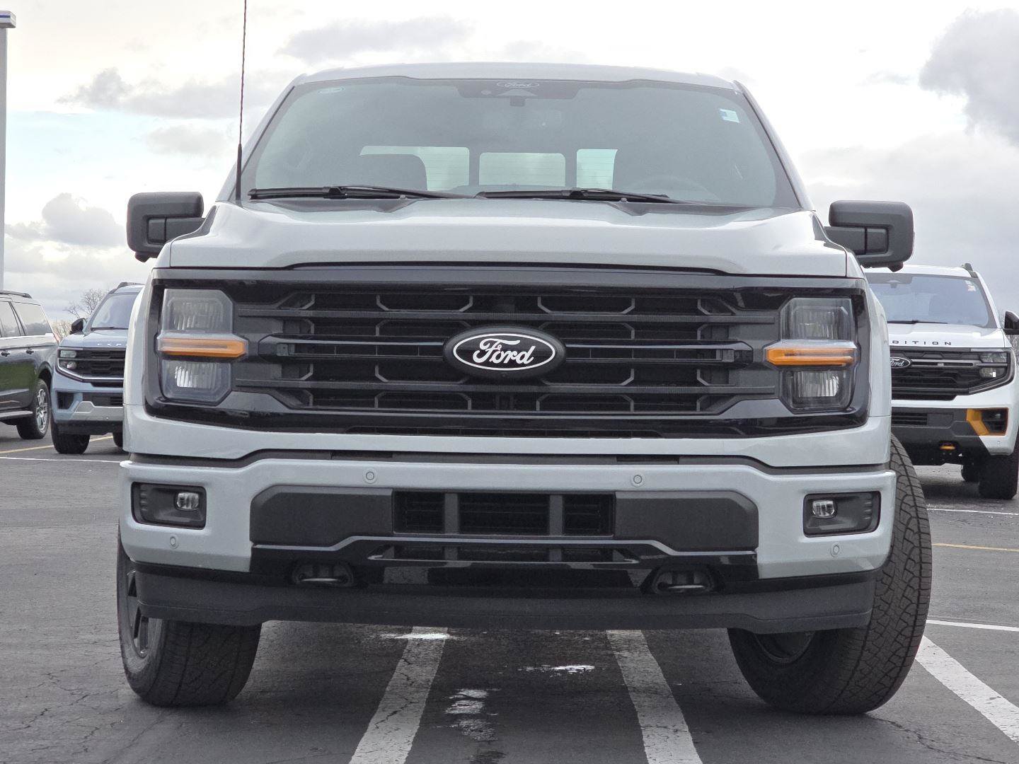 New 2026 Ford F150 XLT w/ Equipment Group 302A MID AWD/4WD image 10