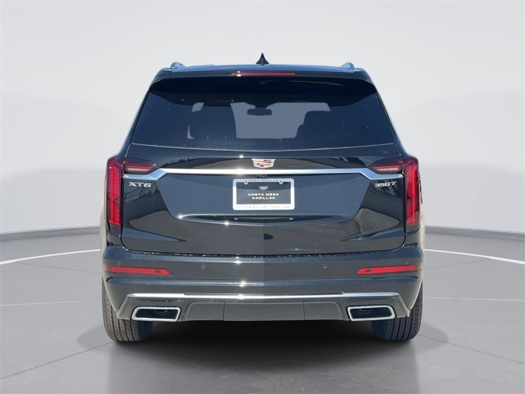 New 2025 Cadillac XT6 Luxury image 5