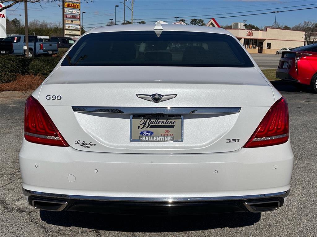 Used 2017 Genesis G90 3.3T Premium image 4