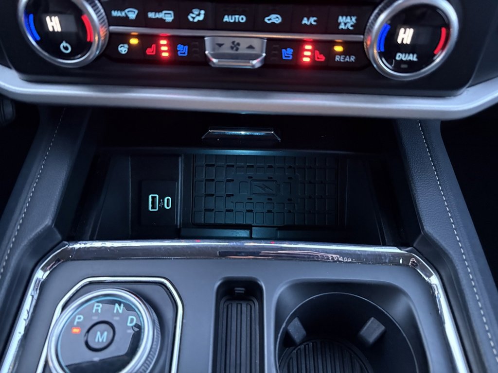 Certified 2024 Ford Expedition XLT image 28