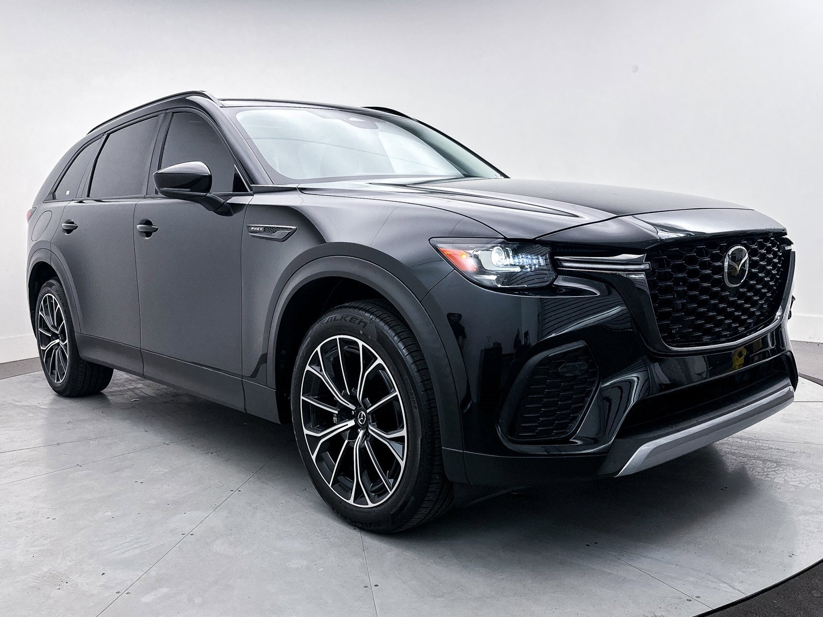 Certified 2025 MAZDA CX-70 Plug-In Hybrid w/ Premium Pkg image 10