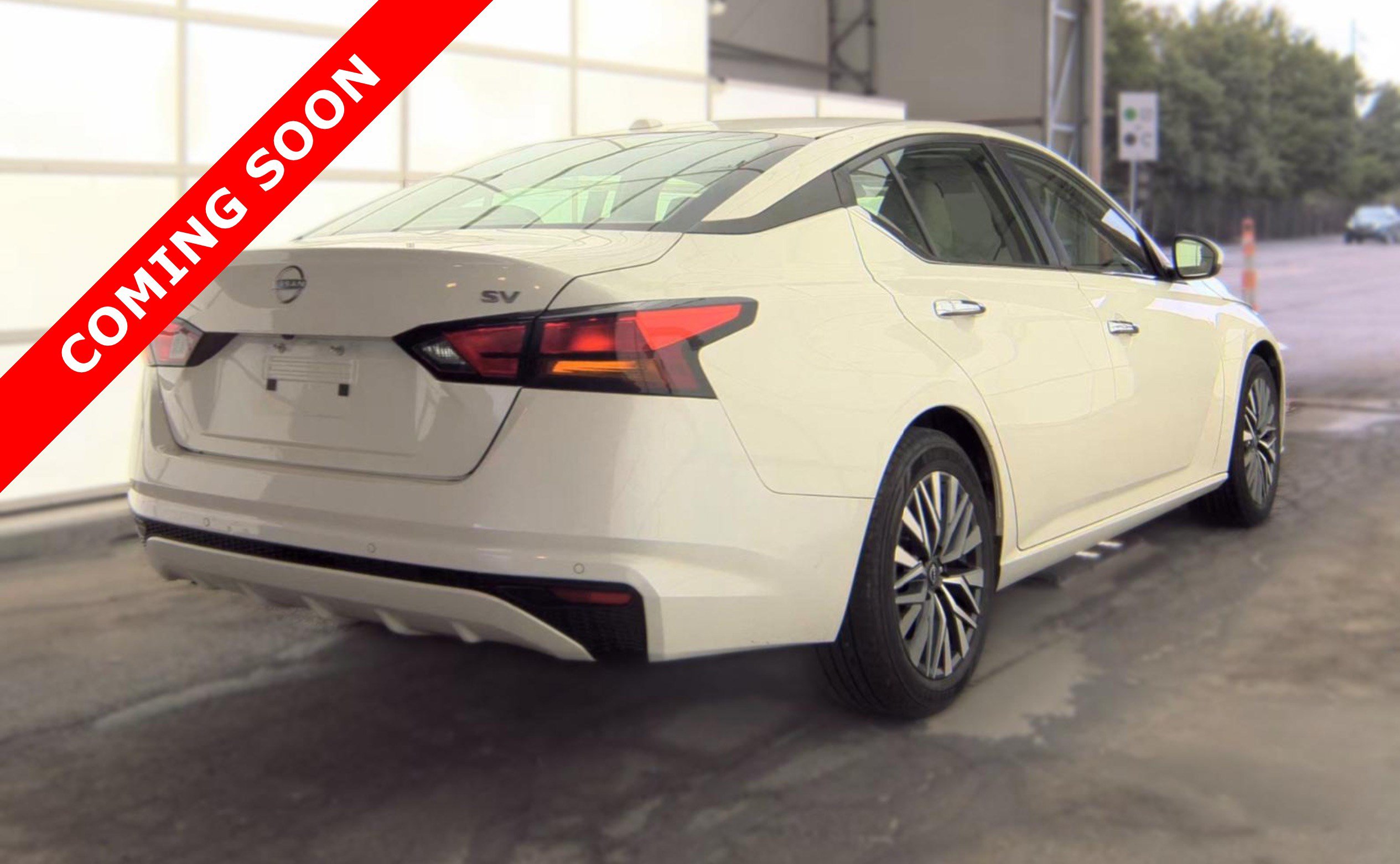 Used 2023 Nissan Altima 2.5 SV FWD image 4
