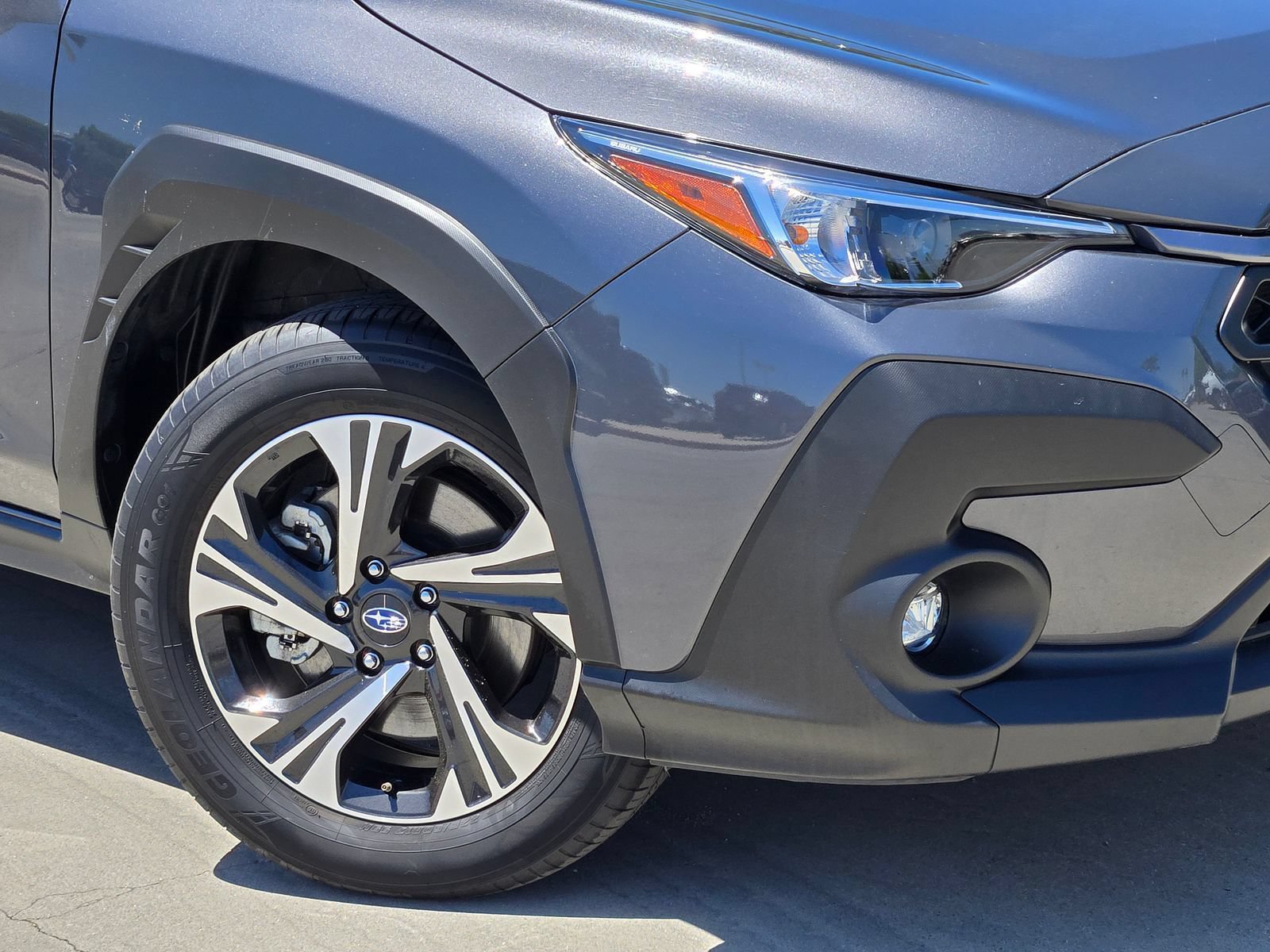Used 2025 Subaru Crosstrek 2.5i Premium AWD/4WD image 6