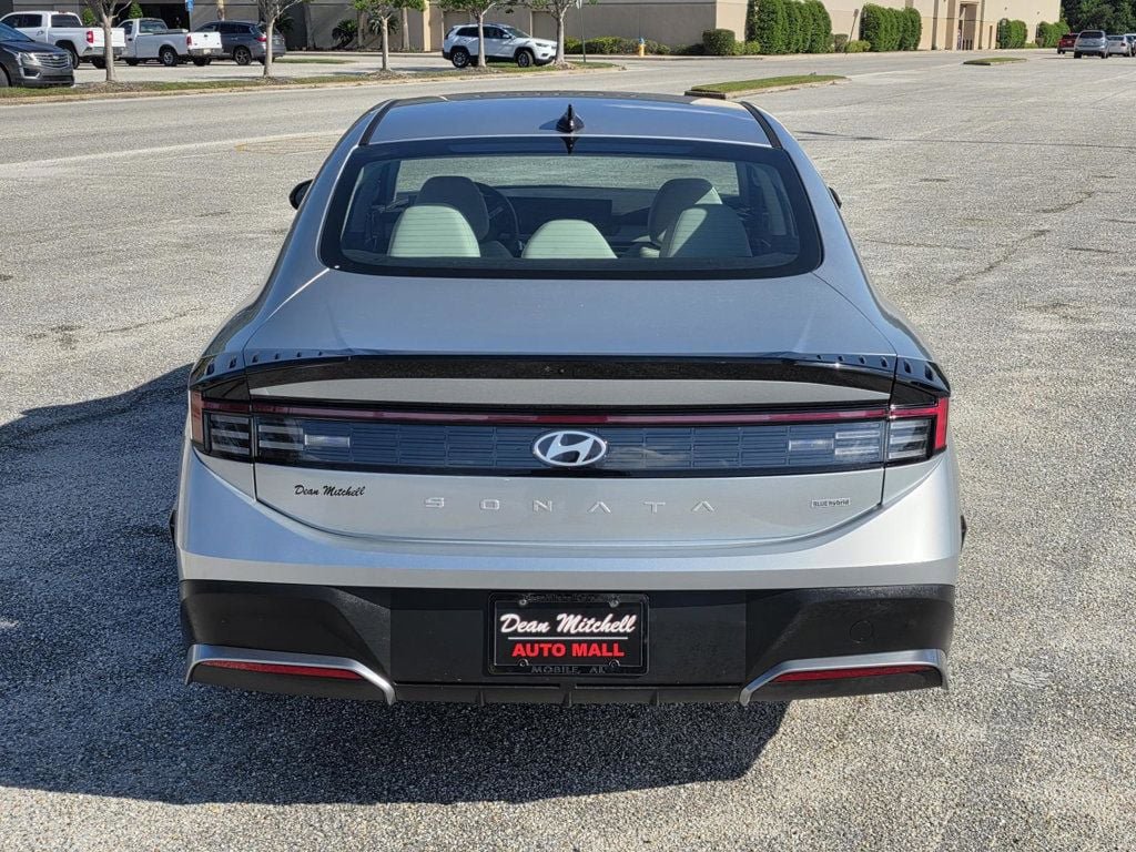 Used 2026 Hyundai Sonata Blue FWD image 4