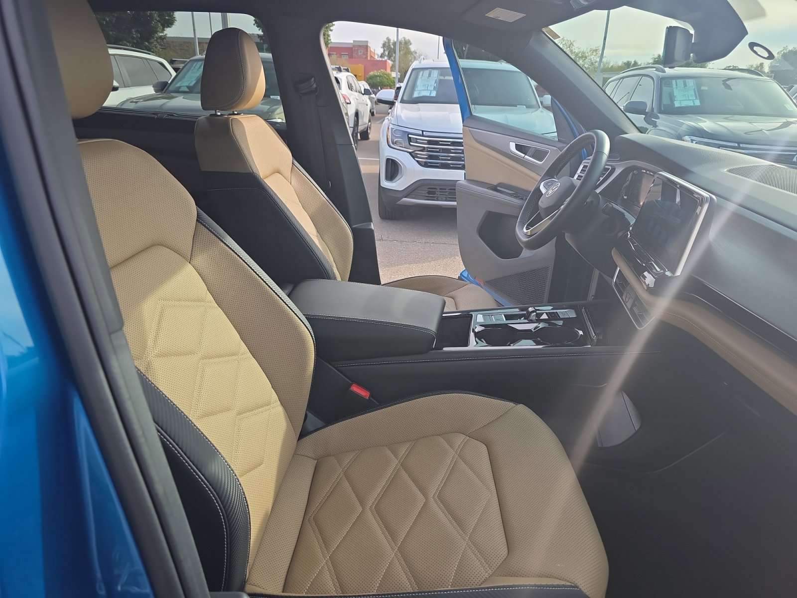 Certified 2024 Volkswagen Atlas Cross Sport SE image 19