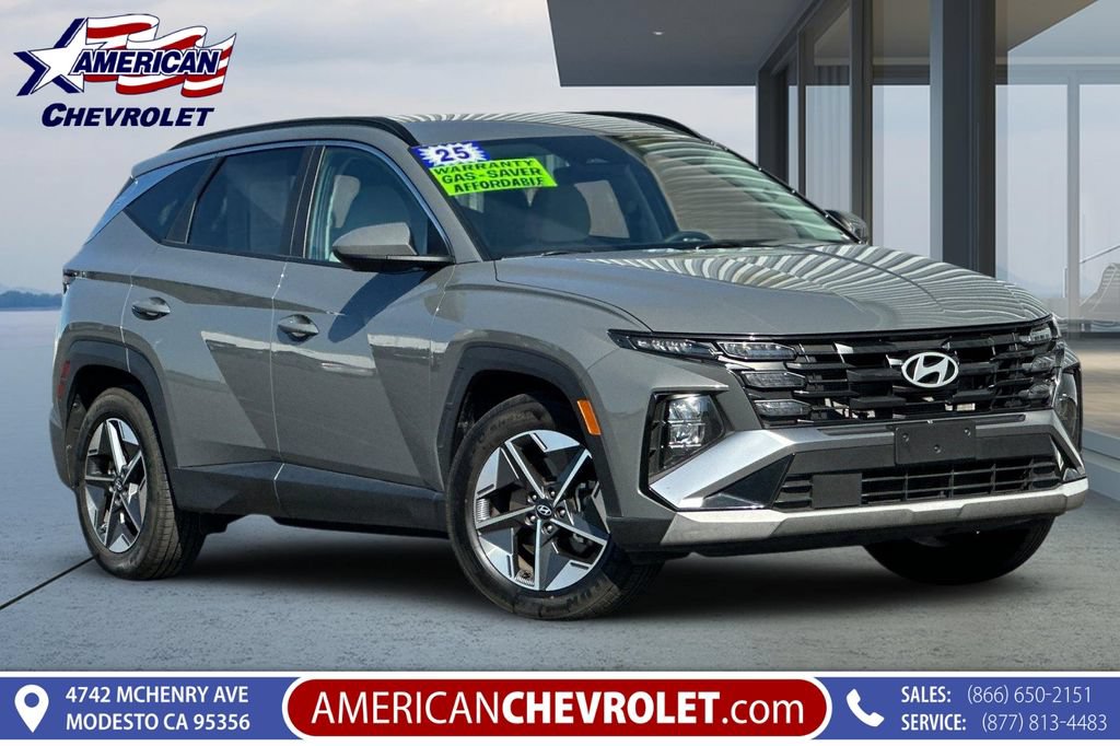 Used 2025 Hyundai Tucson SEL FWD image 2