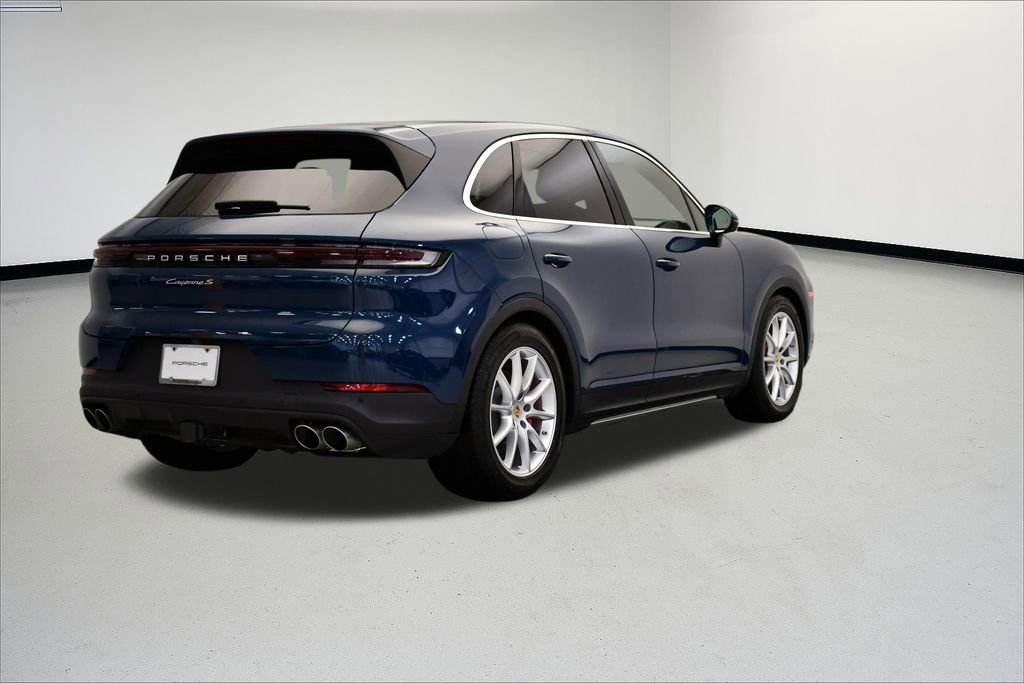 Used 2024 Porsche Cayenne S image 7