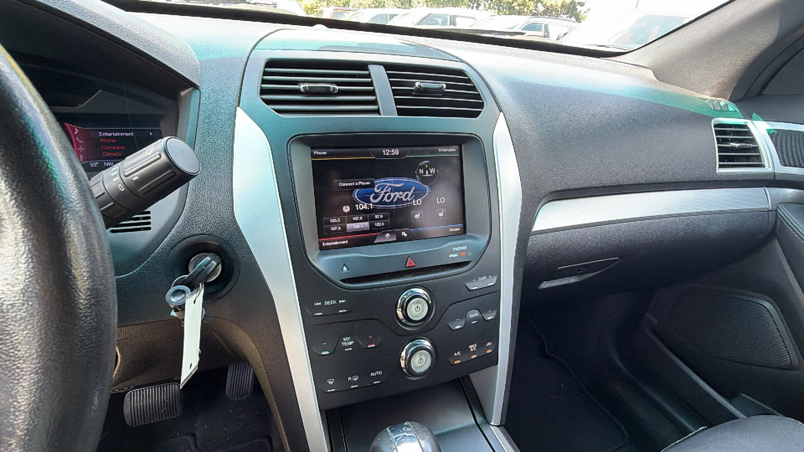 Used 2013 Ford Explorer XLT FWD image 36
