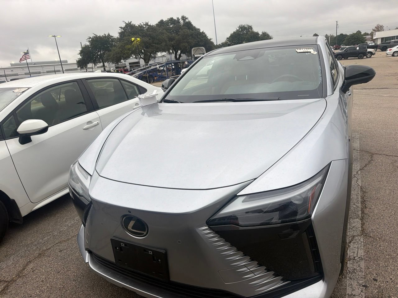 Used 2024 Lexus RZ 300e Premium w/ Accessory Package (Z1) FWD image 2