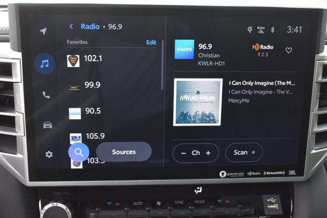 Used 2023 Toyota Tundra Platinum image 25