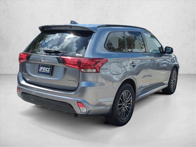 Used 2022 Mitsubishi Outlander LE image 5