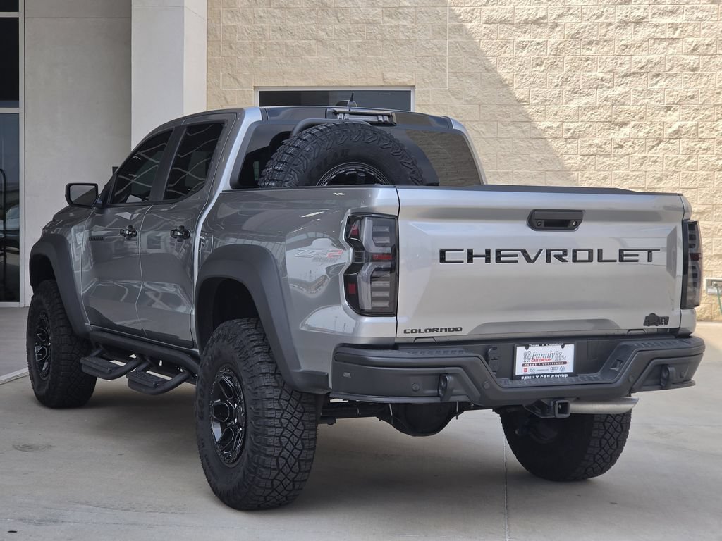 Used 2026 Chevrolet Colorado ZR2 w/ ZR2 Bison Edition AWD/4WD image 3